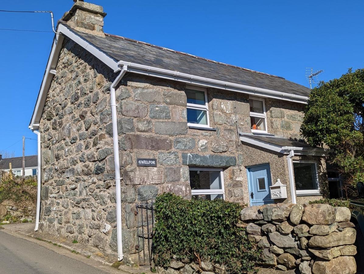 Cosy, Coastal Cottage In Snowdonia 哈雷克 外观 照片
